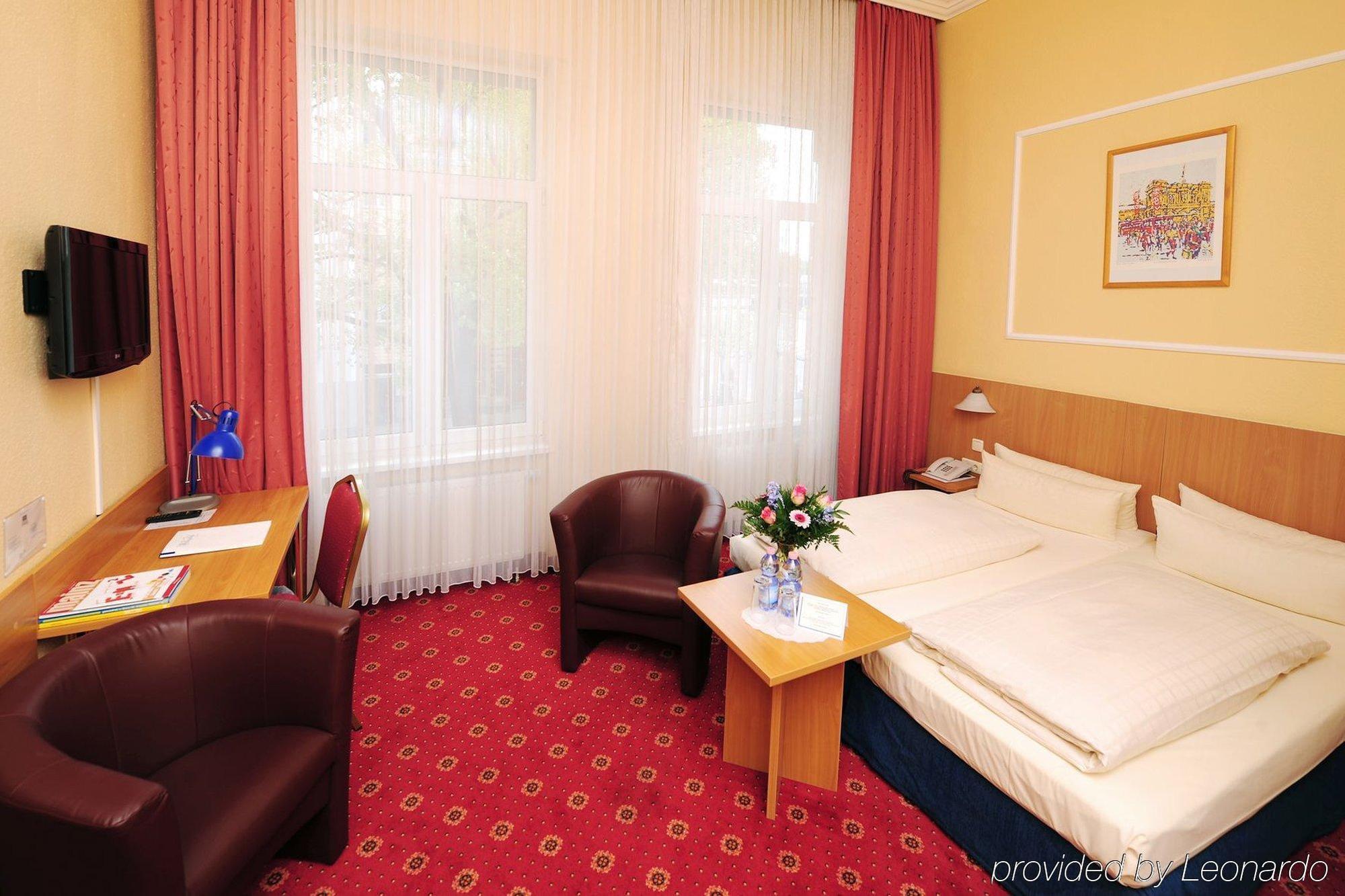 Hotel Koenigshof Mainz Quarto foto